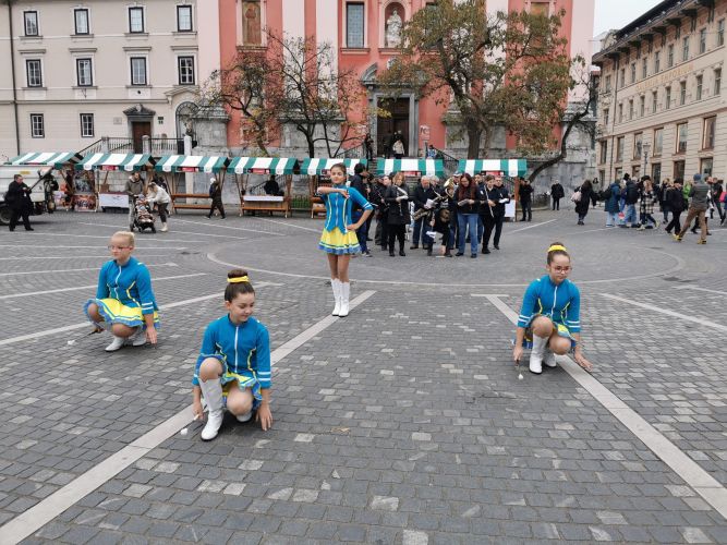 MAJORETTE DANCE GROUP – KUD PRIMOŽ TRUBAR VELIKE LAŠČE